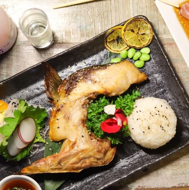Hamachi Kama.