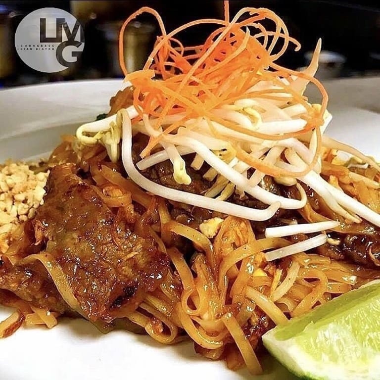 Authentic Thai Flavors and Favorites
